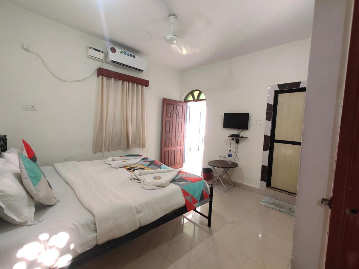 Rj14 Accommodations At Baga Beach Exteriér fotografie