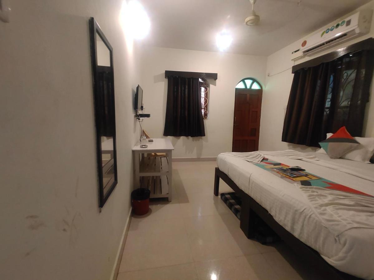 Rj14 Accommodations At Baga Beach Pokoj fotografie