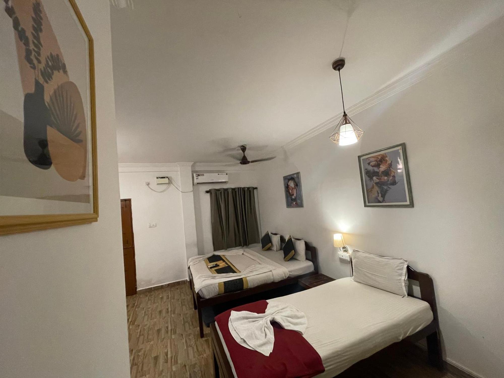 Rj14 Accommodations At Baga Beach Exteriér fotografie